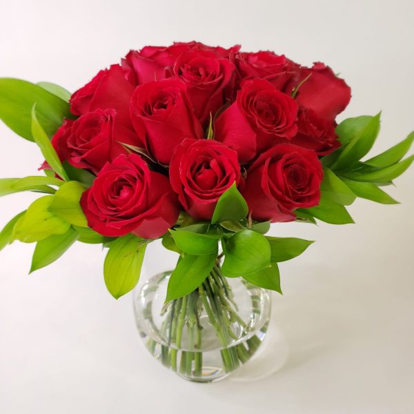 Arranjo Especial de Rosas Vermelhas Nacionais no Vidro
