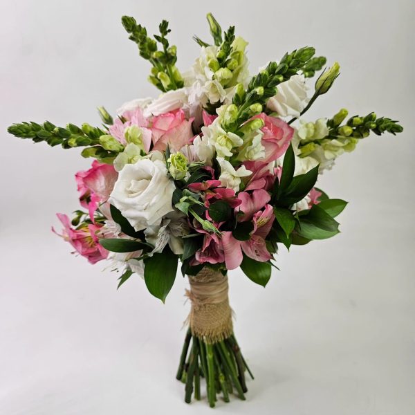 Buquê de Noiva Mix (alstroemérias, lisanthus, boca-de-leão, rosas e folhagens)