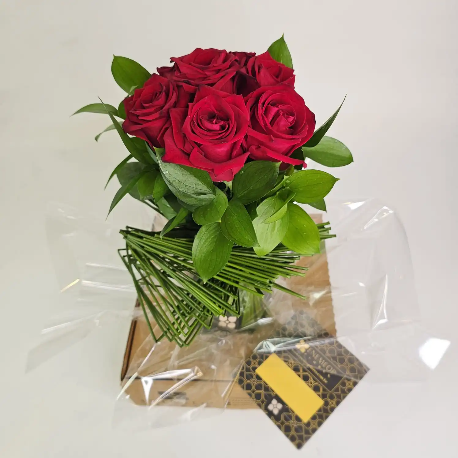 Forma Rubra - Buquê de rosas no vaso de vidro - Imagem 6