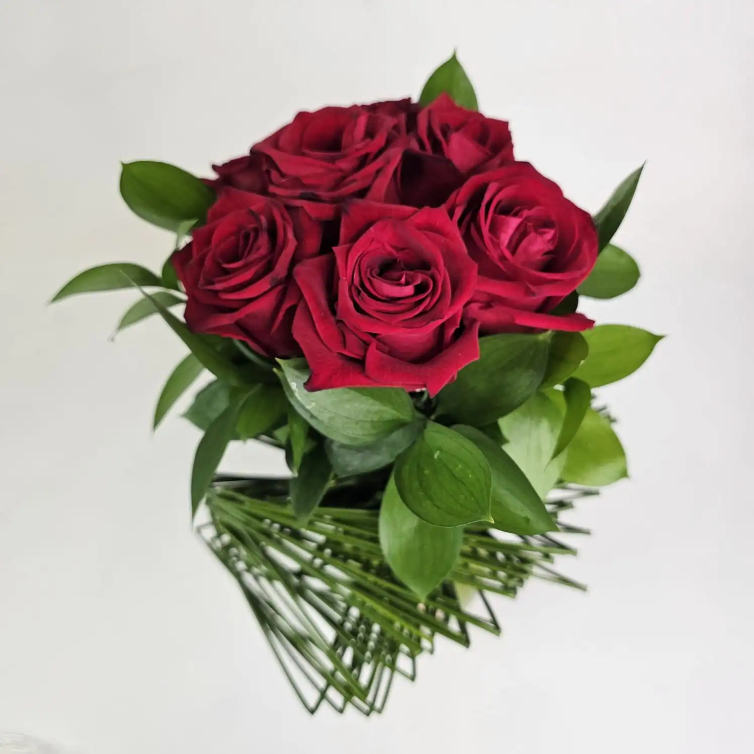 Forma Rubra - Buquê de rosas no vaso de vidro - Imagem 3