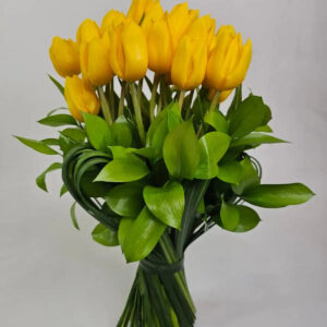 067 - Buquê de Tulipas: Elegância e Sofisticação em Forma de Flores